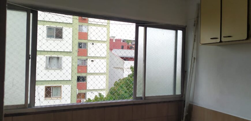 Departamento en Venta de 3 Dorm. en Balvanera